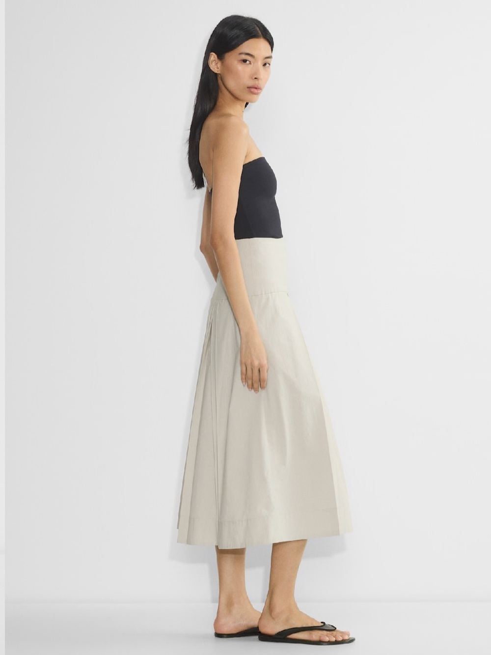 ✨Aritzia Skirt✨